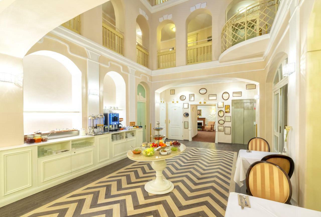 Promenada Romantic Hotel 카를로비바리 외부 사진